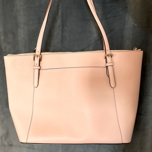 Michael Kors Jet Set Tote Powder Pink Leather - Picture 5 of 9